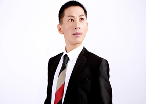侯珺鏻老師