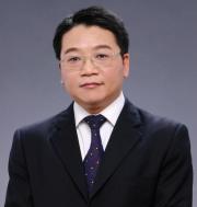 鐘靈山老師