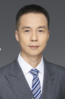 王健